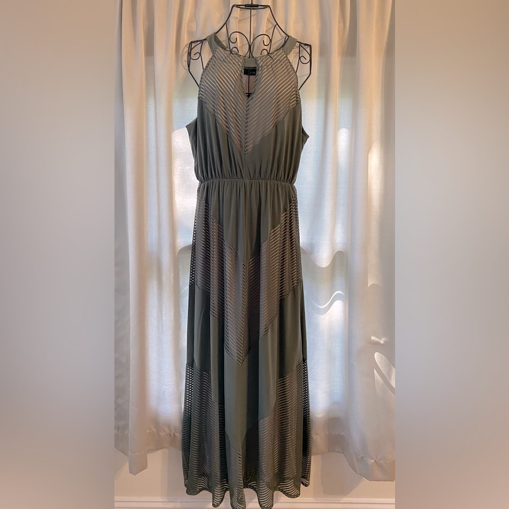 Apt. 9 Women’s Size L Halter Army Green Maxi Dress with nude undertone